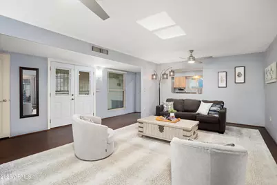 10102 W Deanne Drive, Sun City, AZ 85351 - Photo 6