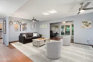 10102 W Deanne Dr, Sun City, AZ 85351 - Photo 4