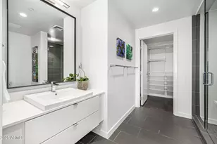 200 W Portland St, Phoenix, AZ 85003 - Photo 16