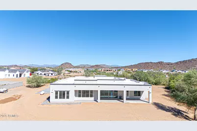 26731 N 155th Avenue, Surprise, AZ 85387 - Photo 8