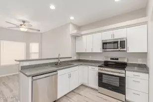 10691 W Arivaca Dr, Arizona City, AZ 85123 - Photo 12