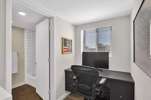 7601 E 2nd St, Scottsdale, AZ 85251 - Photo 22