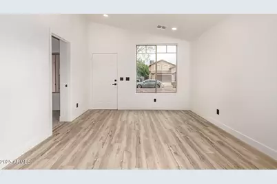 8559 W Sunnyslope Lane, Peoria, AZ 85345 - Photo 8