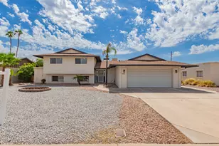 3455 W Gelding Dr, Phoenix, AZ 85053 - Photo 2