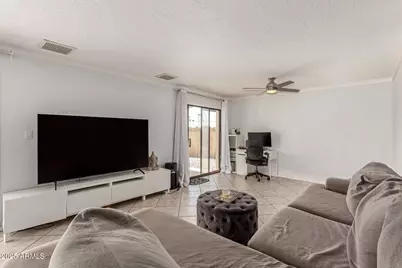 3455 W Gelding Drive, Phoenix, AZ 85053 - Photo 10