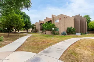 5525 E Thomas Rd, Phoenix, AZ 85018 - Photo 24