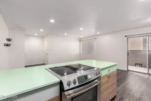 5525 E Thomas Rd, Phoenix, AZ 85018 - Photo 12