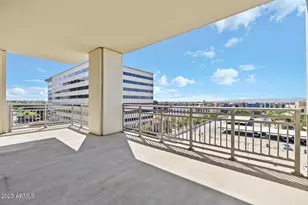 2211 E Camelback Rd, Phoenix, AZ 85016 - Photo 18