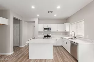 2055 E Indian Wells Dr, Chandler, AZ 85249 - Photo 12