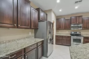 43415 W Lindgren Dr, Maricopa, AZ 85138 - Photo 16