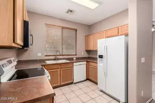 11358 W Yuma Street W, Avondale, AZ 85323 - Photo 10