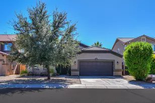1653 W Green Tree Dr, San Tan Valley, AZ 85144 - Photo 1