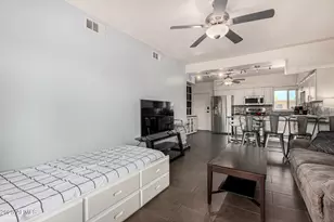 351 E Thomas Rd, Phoenix, AZ 85012 - Photo 12