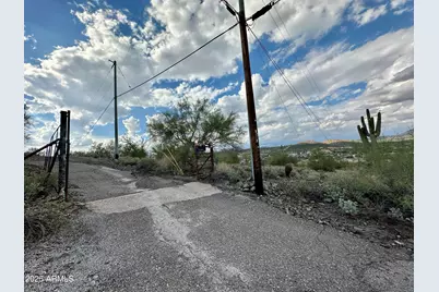 31Dd N Twin Peaks Lane #D, New River, AZ 85087 - Photo 2