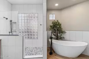 10695 E Caribbean Ln, Scottsdale, AZ 85255 - Photo 24