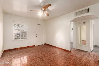 1642 N 38th Avenue, Phoenix, AZ 85009 - Photo 2