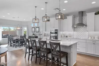 6703 W Springfield Way, Florence, AZ 85132 - Photo 10