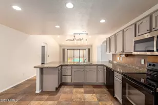 6389 W Muriel Dr, Glendale, AZ 85308 - Photo 12