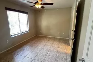 16825 N 14th St, Phoenix, AZ 85022 - Photo 2