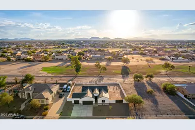 14910 S Country Club Drive, Arizona City, AZ 85123 - Photo 24