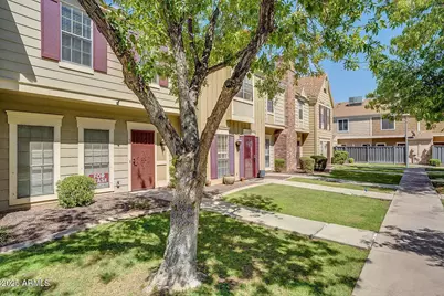 18621 N 34th Avenue #5, Phoenix, AZ 85027 - Photo 2