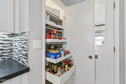 10502 W Roundelay Circle, Sun City, AZ 85351 - Photo 22