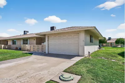 10502 W Roundelay Circle, Sun City, AZ 85351 - Photo 2