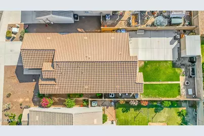 10911 W Meadowbrook Avenue, Phoenix, AZ 85037 - Photo 42