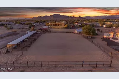 39029 N 21st Avenue, Phoenix, AZ 85086 - Photo 2