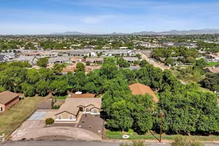 18132 E Bellerive Dr, Queen Creek, AZ 85142 - Photo 2