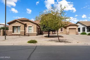 19604 E Thornton Rd, Queen Creek, AZ 85142 - Photo 2