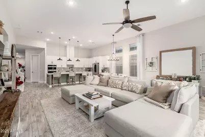 4702 N 212th Avenue, Buckeye, AZ 85396 - Photo 12