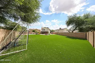 3902 E Rosemonte Dr, Phoenix, AZ 85050 - Photo 36