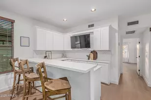 2257 N 16th Ave, Phoenix, AZ 85007 - Photo 16