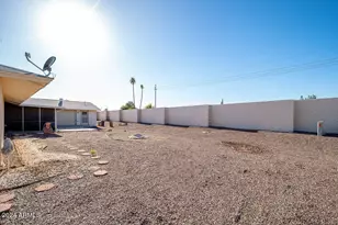 9710 W Campana Dr, Sun City, AZ 85351 - Photo 32