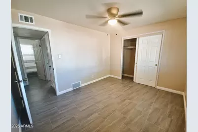 9448 S 10th Avenue, Phoenix, AZ 85041 - Photo 12