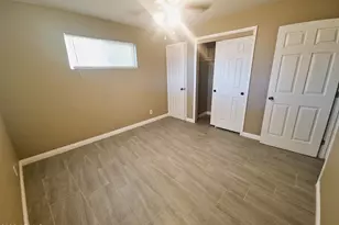9448 S 10th Ave, Phoenix, AZ 85041 - Photo 10