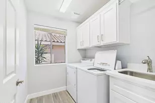 2222 S Yellow Wood Dr, Mesa, AZ 85209 - Photo 30