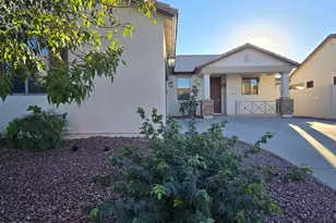 18196 N Calacera St, Maricopa, AZ 85138 - Photo 2