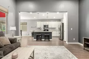 254 N Monterey Ct, Casa Grande, AZ 85194 - Photo 8