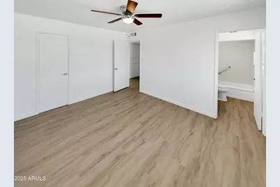 10414 W Sun City Boulevard, Sun City, AZ 85351 - Photo 20