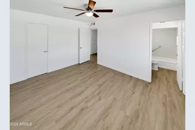 10414 W Sun City Boulevard, Sun City, AZ 85351 - Photo 18
