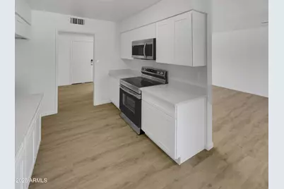 10414 W Sun City Boulevard, Sun City, AZ 85351 - Photo 14