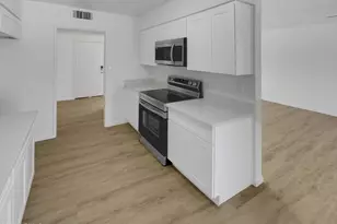 10414 W Sun City Blvd, Sun City, AZ 85351 - Photo 14