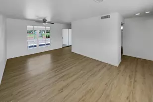 10414 W Sun City Blvd, Sun City, AZ 85351 - Photo 10