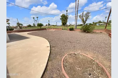 10414 W Sun City Boulevard, Sun City, AZ 85351 - Photo 24