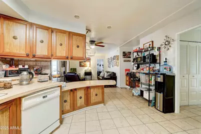 10960 N 67th Avenue #235, Glendale, AZ 85304 - Photo 8