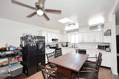 3718 W Puget Avenue, Phoenix, AZ 85051 - Photo 8