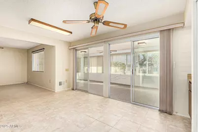 10625 W Chisholm Court, Sun City, AZ 85373 - Photo 12