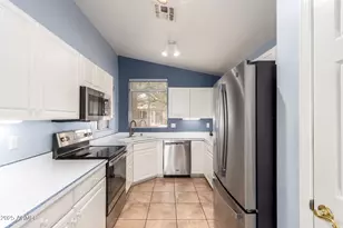 17799 N Lainie Ct, Surprise, AZ 85378 - Photo 12